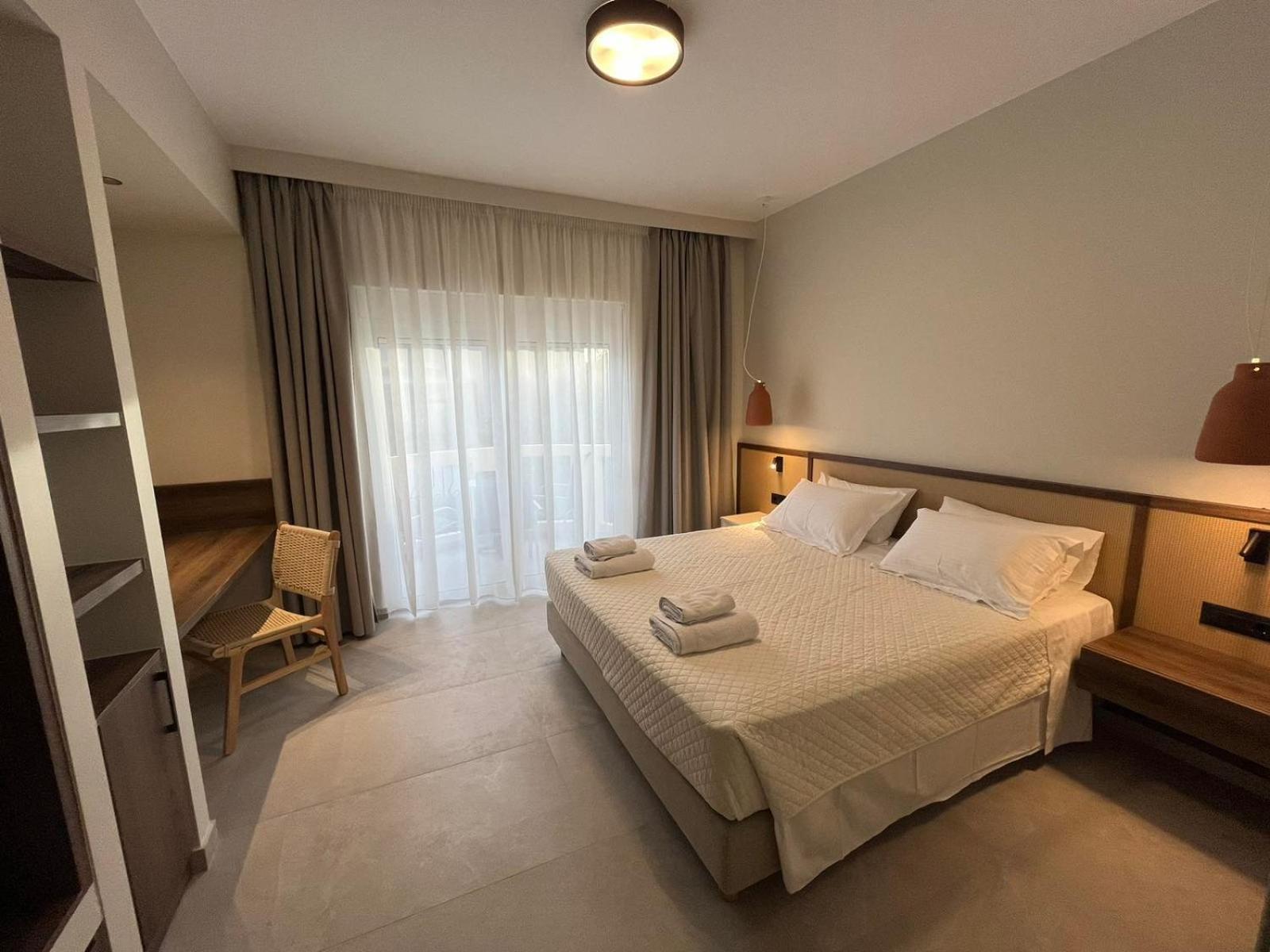 Mediterranean Sea Top Floor Paleochora Exterior foto